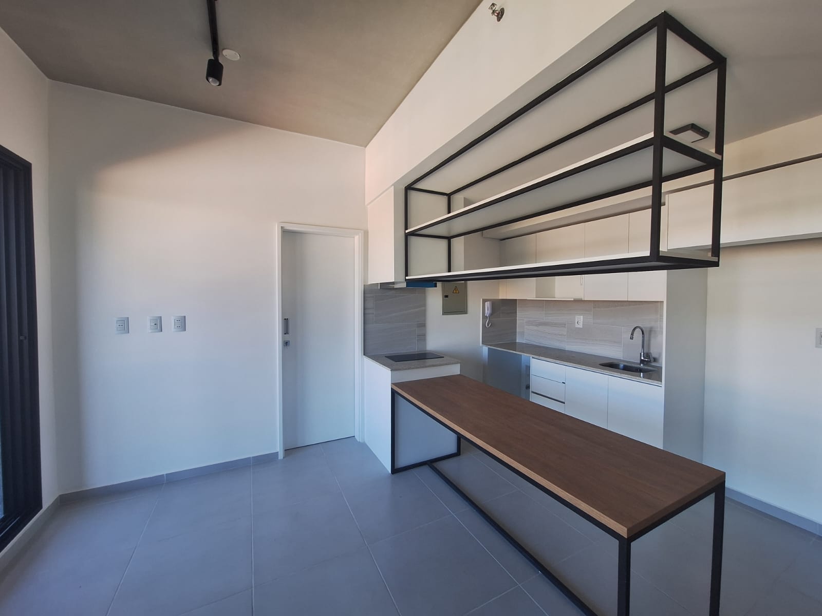 ALQUILER DE DEPARTAMENTO EN EDIFICIO ESPAÑA LAS MERCEDES — foto 2