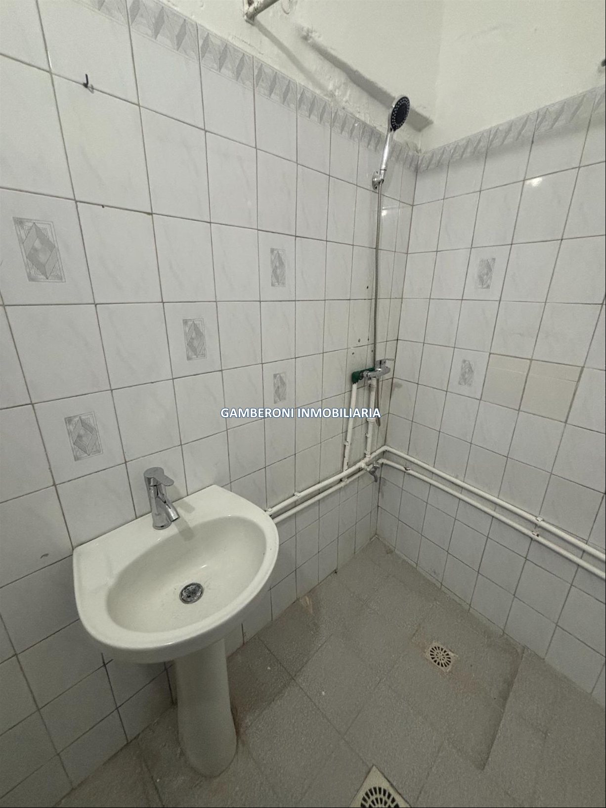 Casa en alquiler de un dormitorio en Colón. · Foto 9