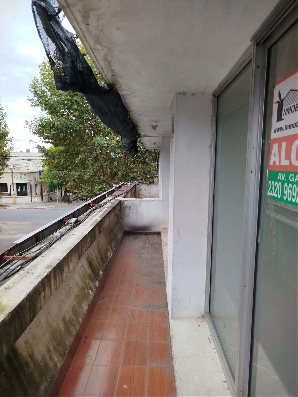 APARTAMENTO DE 5 DORMITORIOS EN CENTRO DE LAS PIEDRAS · Foto 3
