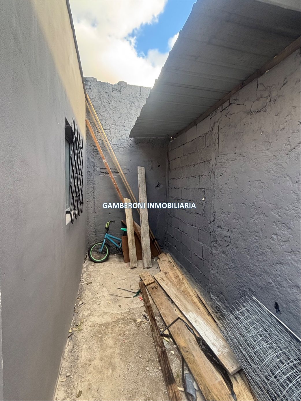 Casa en alquiler a estrenar, un dormitorio y entrada para coche. · Foto 11
