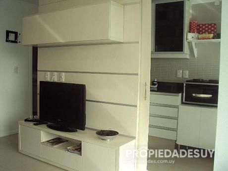 Departamento En Alquiler De 1 Dormitorio - 1 Baños En Punta Del Este