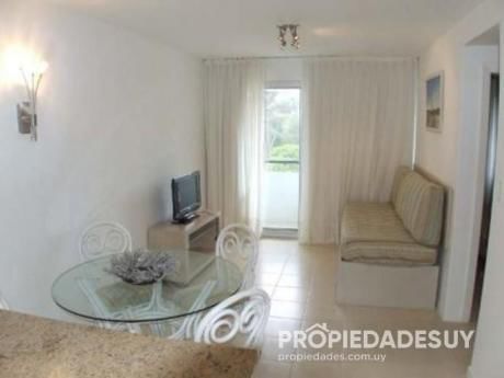 Departamento En Alquiler De 1 Dormitorio - 1 Baños En Punta Del Este