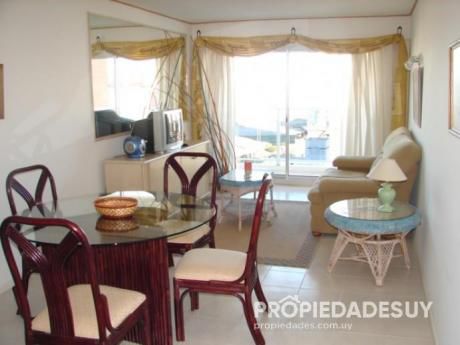 Departamento En Alquiler De 1 Dormitorio Y Medio - 1 Baños En Punta Del Este