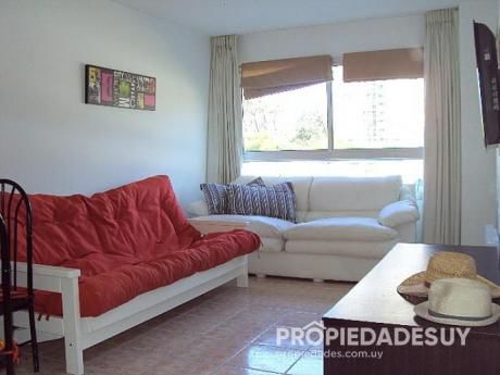 Pni - Departamento En Alquiler De 1 Dormitorio - 1 Baños En Punta Del Este