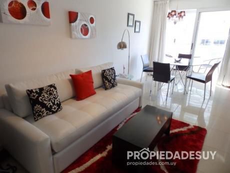 Departamento En Alquiler De 1 Dormitorio - 1 Baños En Punta Del Este