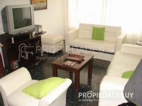 Departamento En Alquiler De 2 Dormitorios - 2 Baños En Punta Del Este