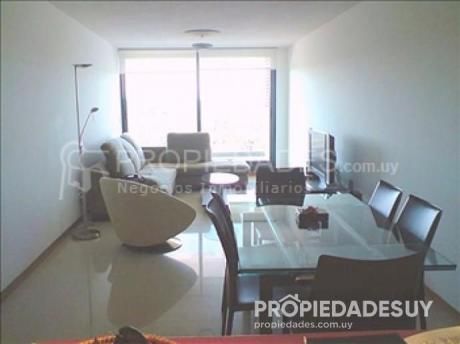 Pni - Departamento En Alquiler De 2 Dormitorios - 3 Baños En Punta Del Este