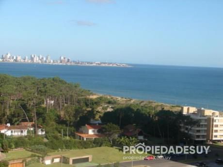 Departamento En Alquiler De 3 Dormitorios Y Dep. Servicio - 3 Baños En Punta Del Este