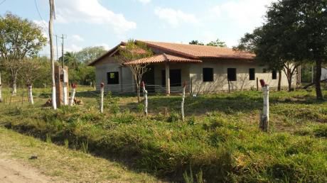 Hermosa Propiedad En Venta Con Vivienda De Lujo En Obra Gruesa