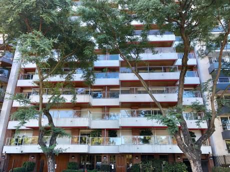 Alquiler Apartamento Frente Al Golf. 3 Dor. Gje Doble