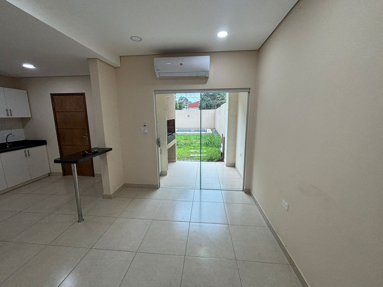 Alquiler Duplex - Luque - Tercer Barrio — foto 2