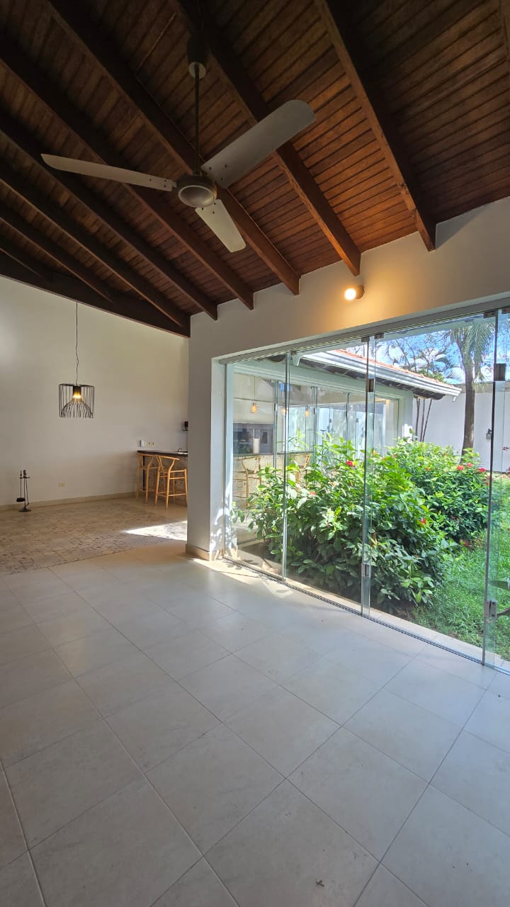 Casa en venta en Ybyray, Asunción — foto 2