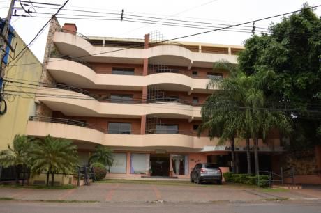 Alquilamos Penthouse De 3 Dormitorios Con 3 Cocheras