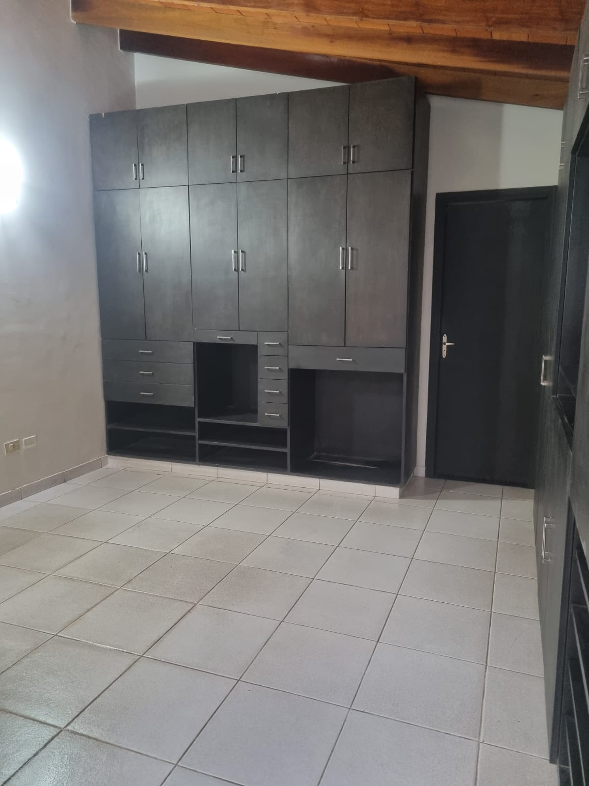 Venta PROPIEDAD 4 habitaciones en suite!!!!! CON TODAS LAS COMODIDADES — foto 3
