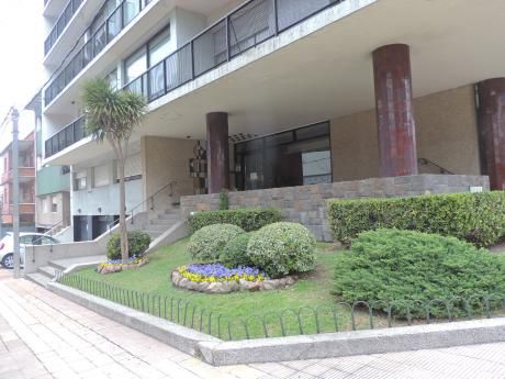 Montero Prox.villa Biarritz Y Shopping. Losa, Vig 24, Agua Central.