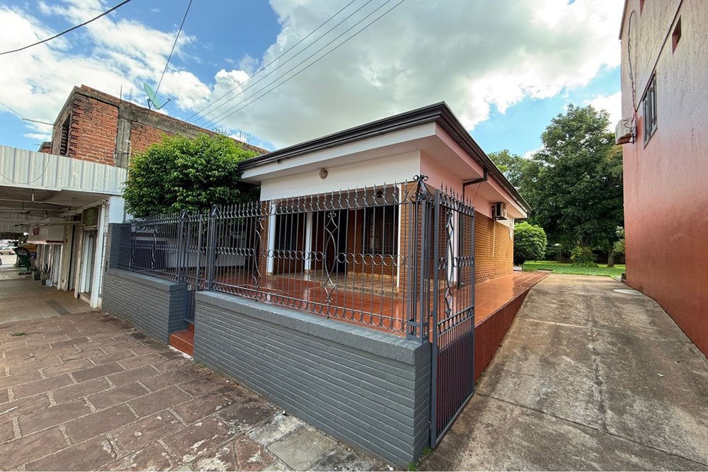 Edificio-Venta-837 Carlos A.Lopez, Centro, Encarnación, Itapúa — foto 3