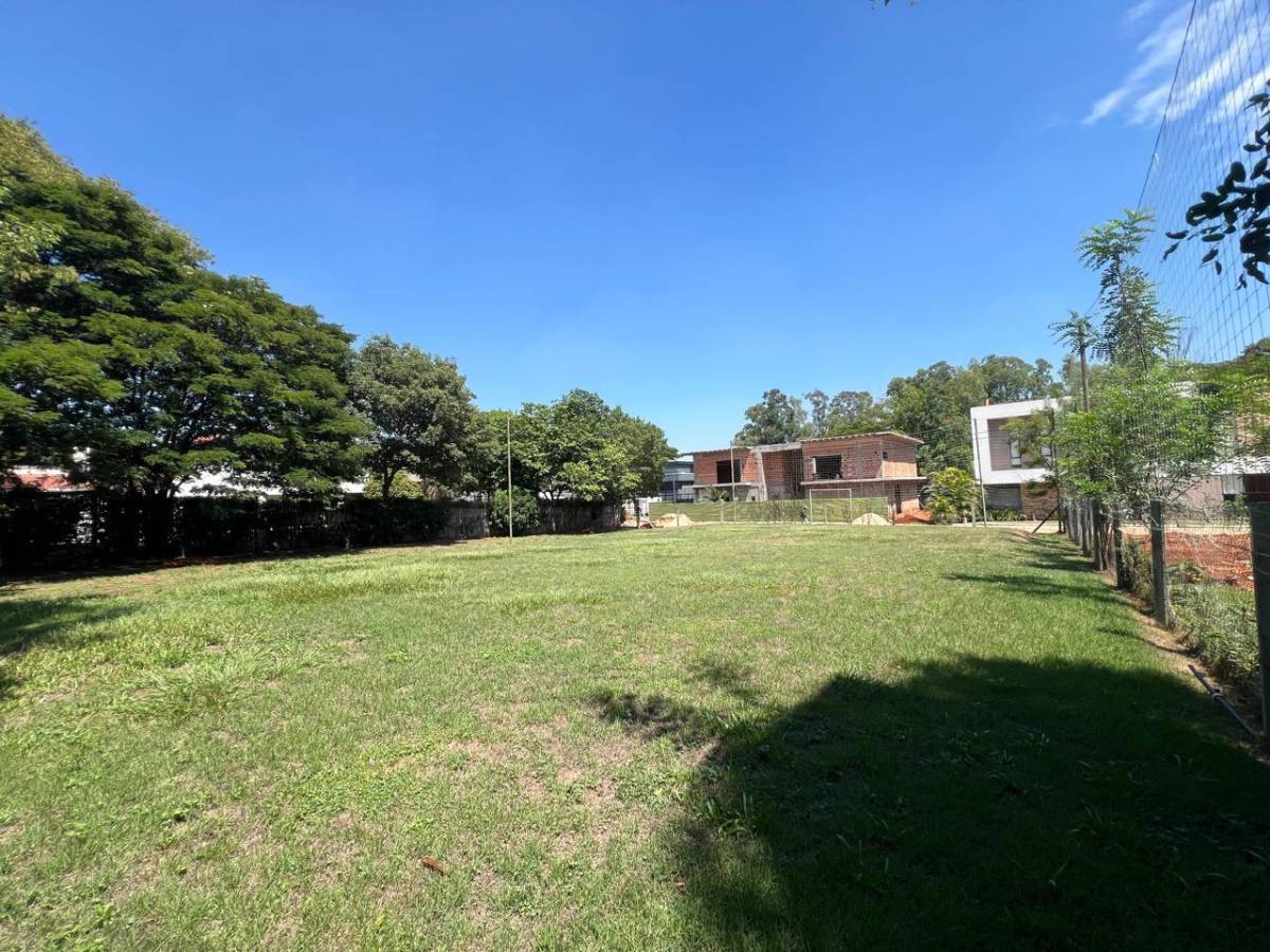 Terreno 720 m² en Country Club Montesol | Luque — foto 3
