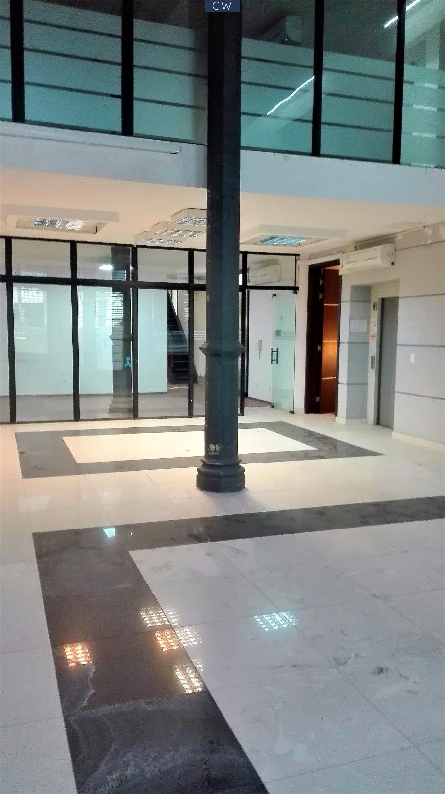 EDIFICIO FRENTE AL PALACIO TARANCO TODO A NUEVO