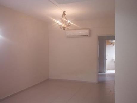 Alquilo Departamento De 2 Dorm. 2 Cocheras, Barrio Herrera