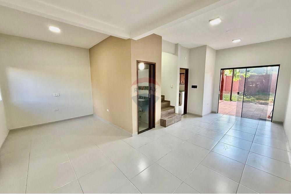 Duplex - Venta - Luque, Central, Paraguay 660,000,000 ₲ — foto 3
