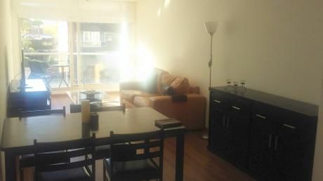 Apartamento 2 Dormitorios, 2 Baños, Garaje, Amueblado, Pocitos
