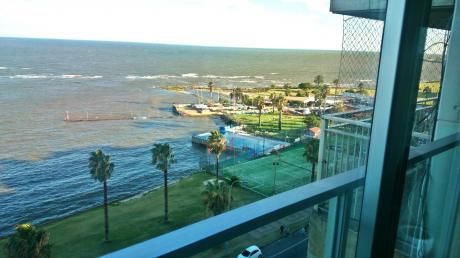 Exclusiva Planta Frente Al Mar. 4 Dorm, Escritorio, 3 Baños, Dep. Serv.