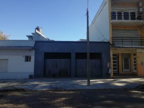 Deposito, Garaje, Local Comercial A 15 M De Amezaga Por Martin C. Martinez