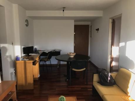 Vendo Apto Impecable En 3 Cruces