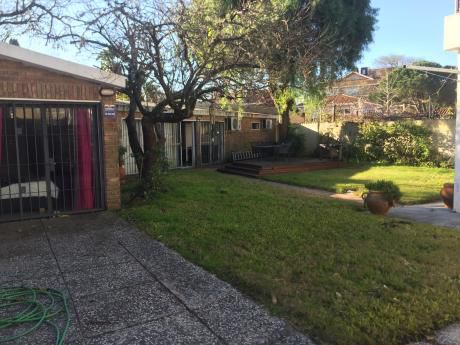 Carrasco Apto Con Renta Mas Una Casa, En Venta,330000