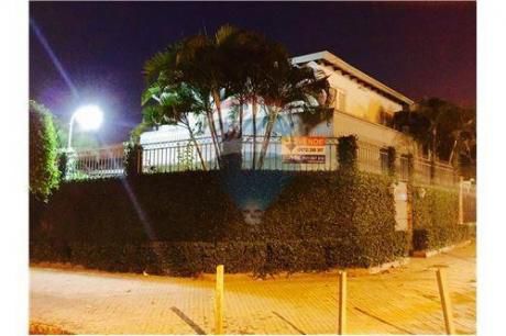 Vendo Casa De Dos Plantas En Barrio Jara