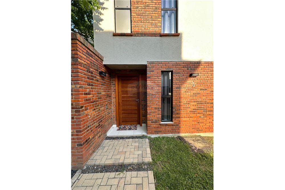 Alquiler de Duplex en LUQUE LOMA MERLO — foto 3