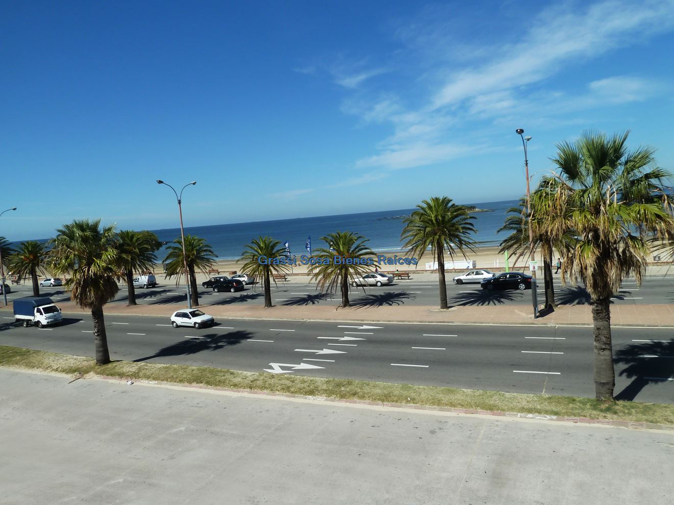 Apartamento 2 dormitorios 1 baño. Rambla Malvín!