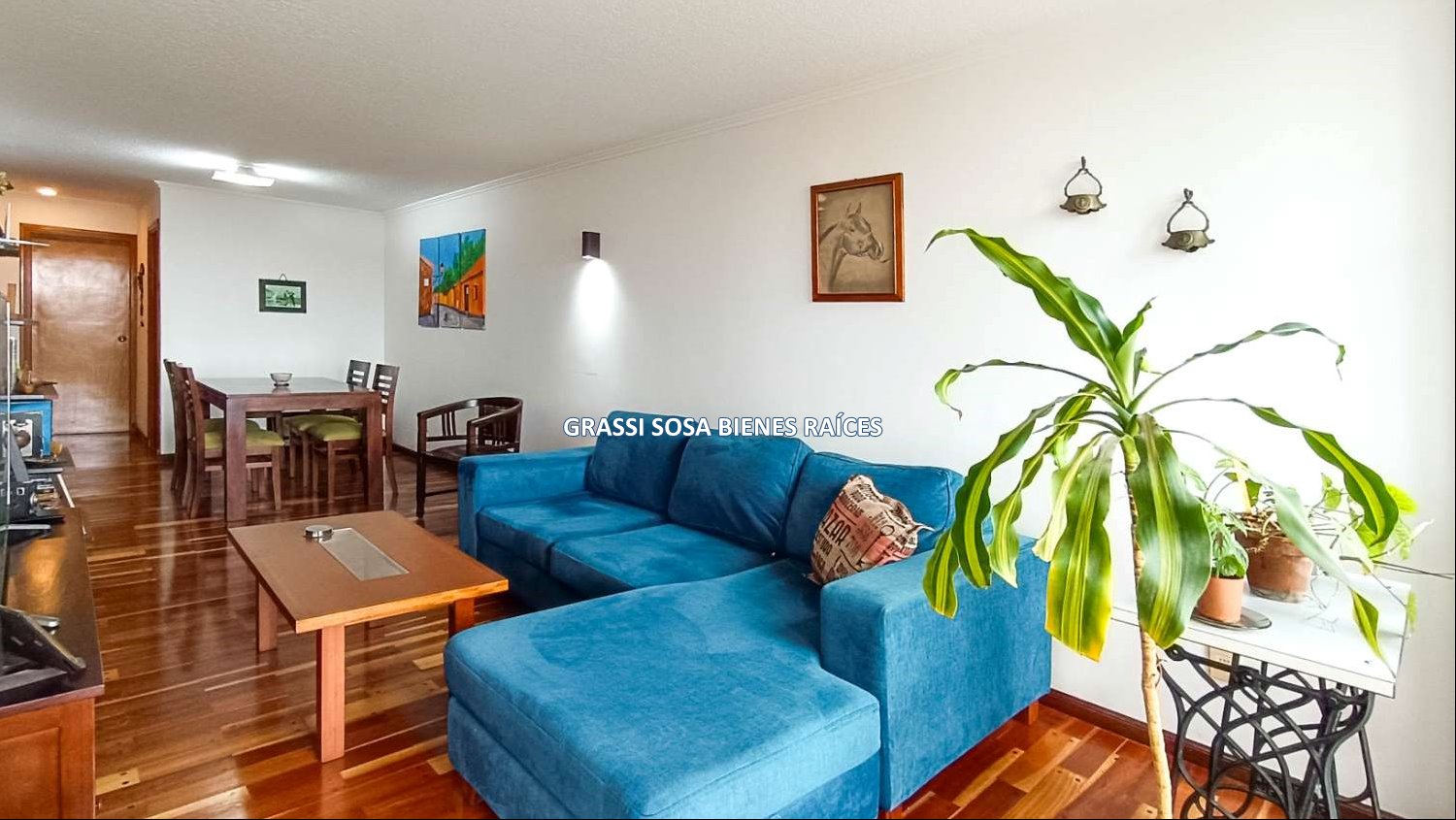 Apartamento en venta, 3 dormitorios, Garaje y Terraza - Pocitos!