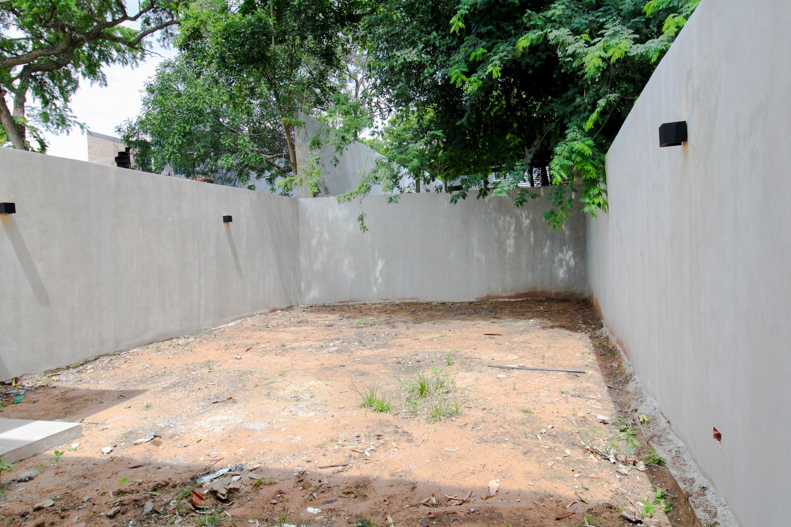 EN VENTA DÚPLEX A ESTRENAR CON QUINCHO Y PATIO EN ITA ENRAMADA — foto 2