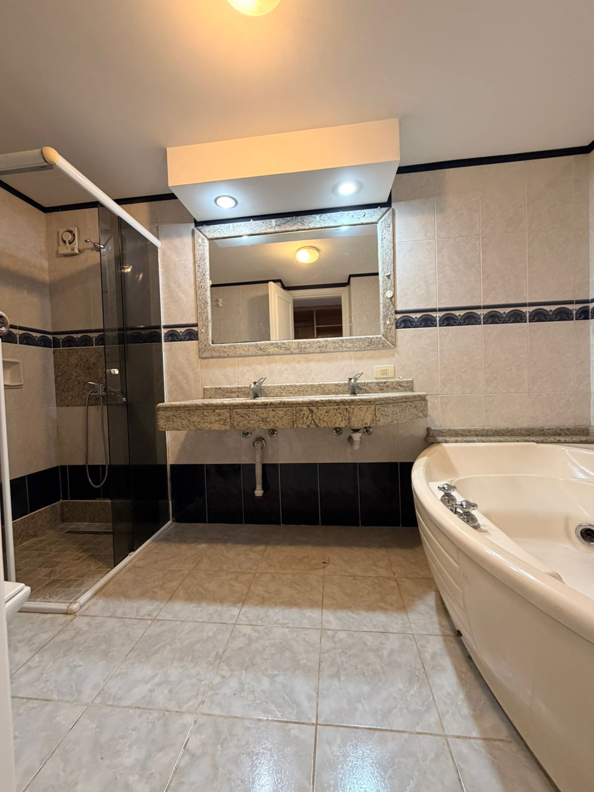 VILLA AURELIA ZONA COLEGIO DEL SOL DEPARTAMENTO TIPO DUPLEX — foto 2