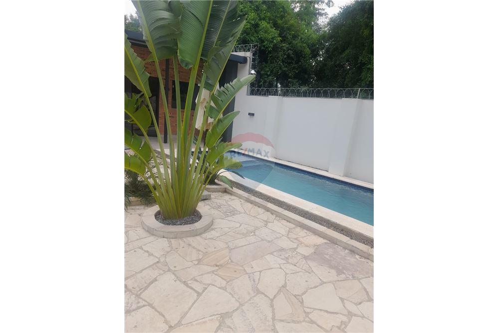 CASA EN VENTA - SAN BERNARDINO — foto 2