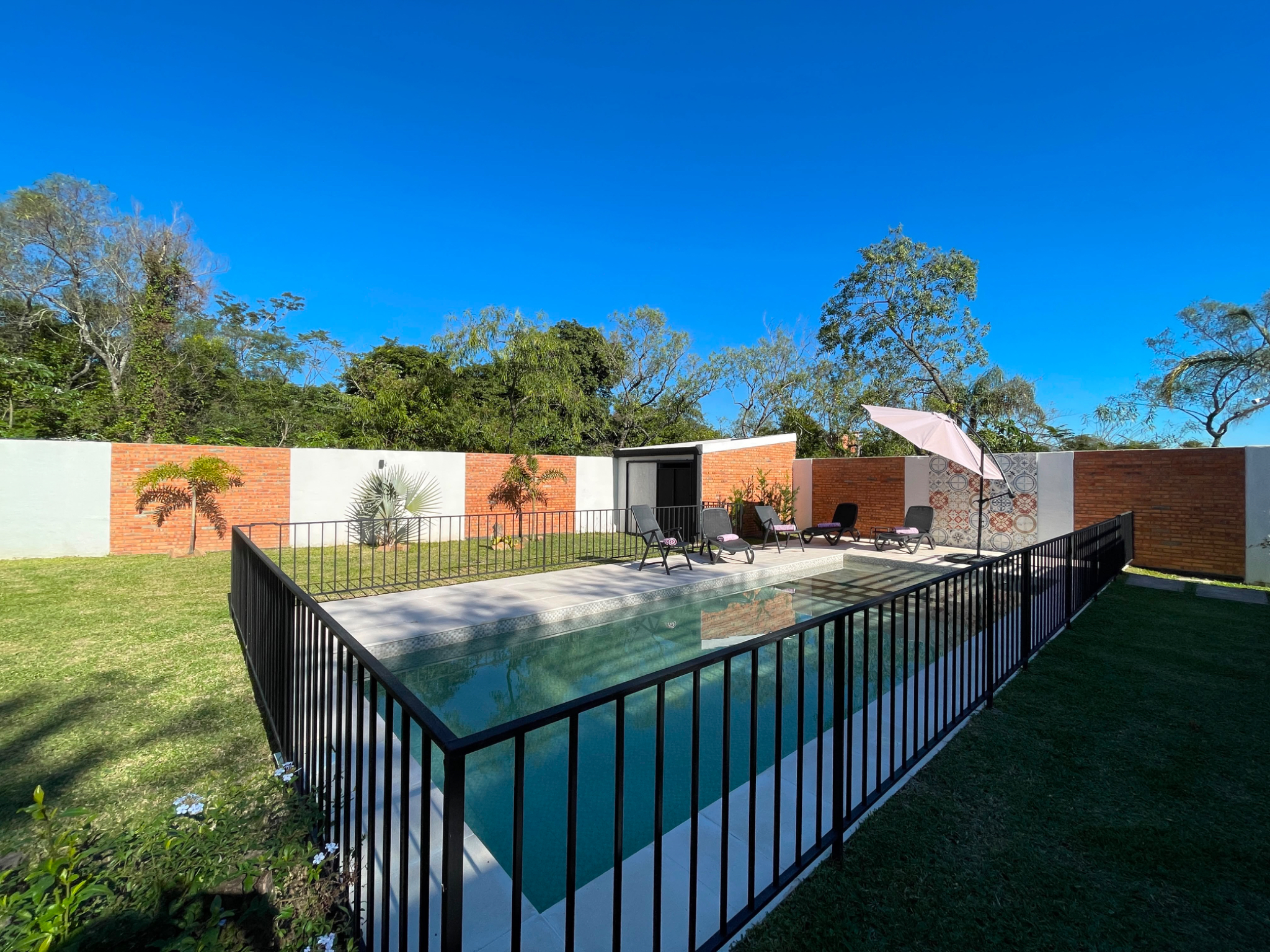 RESIDENCIA EN SAN BERNARDINO TOTALMENTE AMOBLADA — foto 2