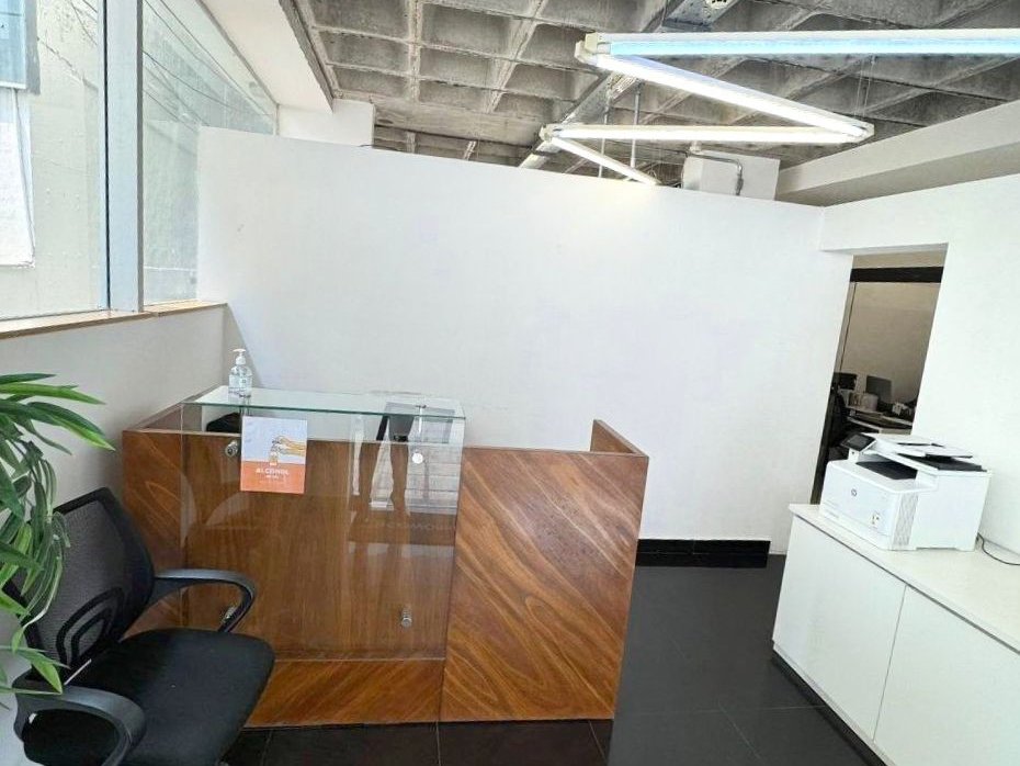 Alquilo amplia oficina corporativa completamente equipada! — foto 2