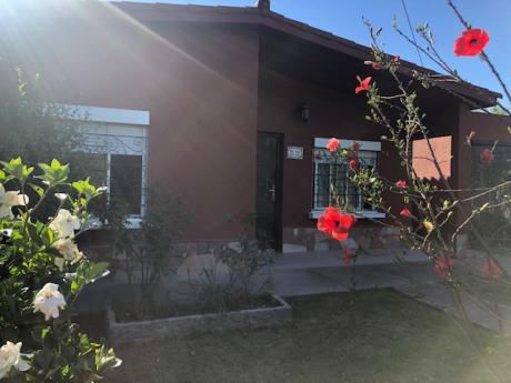 Precioso Chalet , Impecable , Prox Servicios !!