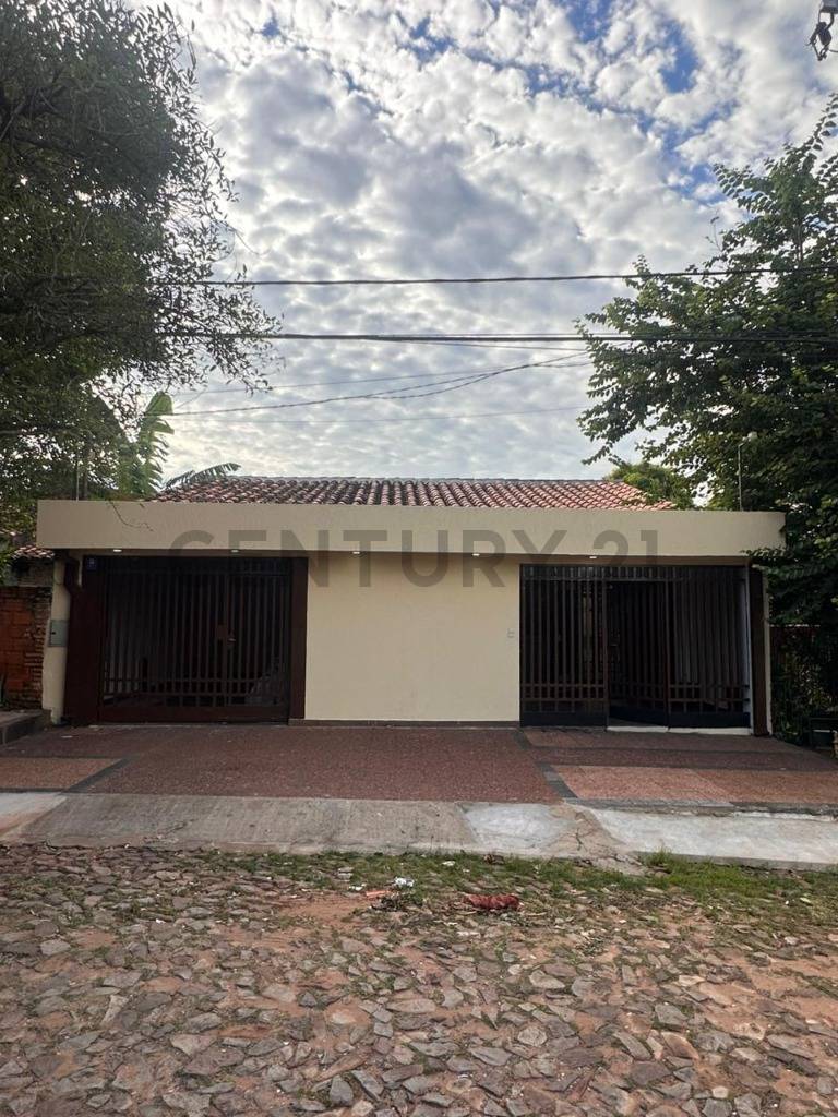 Venta de Casa en Fernando de la Mora, Central — foto 2