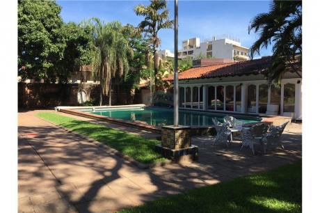 Gran Casa Sobre Mcal Lopez Casi Gral Santos Para Empresas