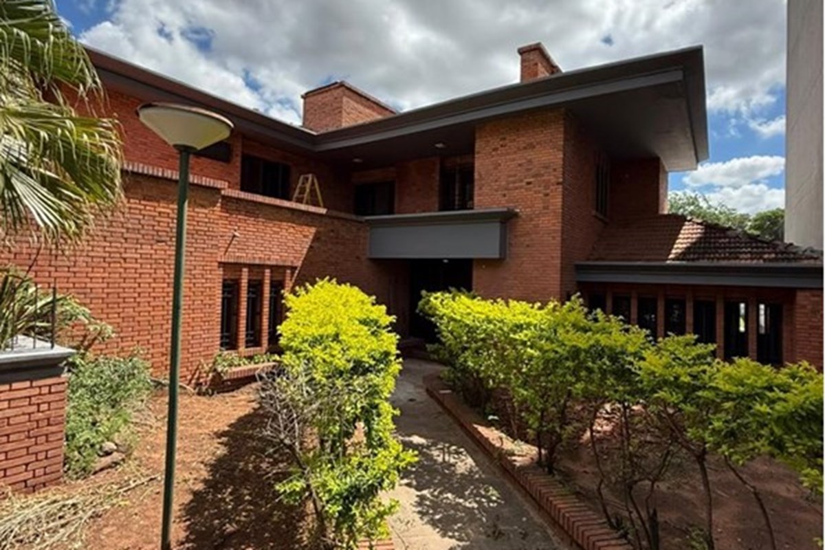 Casa en alquiler en Bernardino Caballero