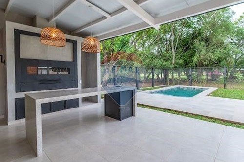 Casa - Venta - San Bernardino, Cordillera, Paraguay — foto 2
