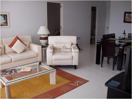 Apartamentos En Playa Mansa: Lpc10786a