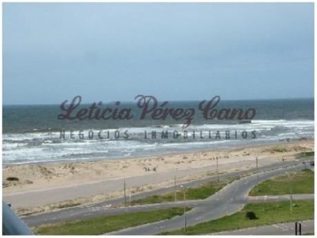 Apartamentos En Playa Brava: Lpc11135a