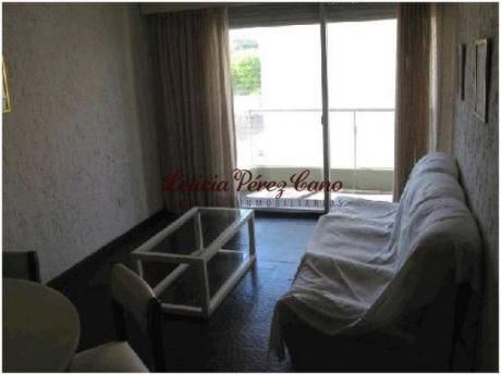 Apartamentos En Playa Mansa: Lpc12624a