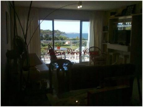 Apartamentos En Playa Mansa: Lpc14091a