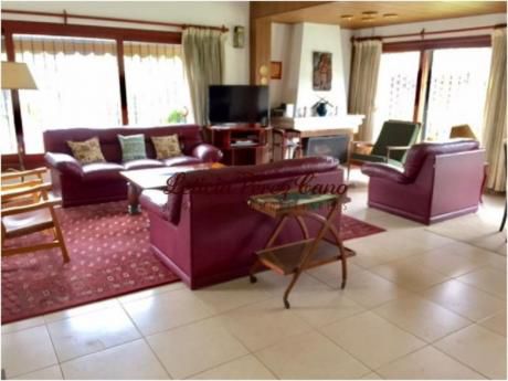 Casas En Playa Mansa: Lpc16607c
