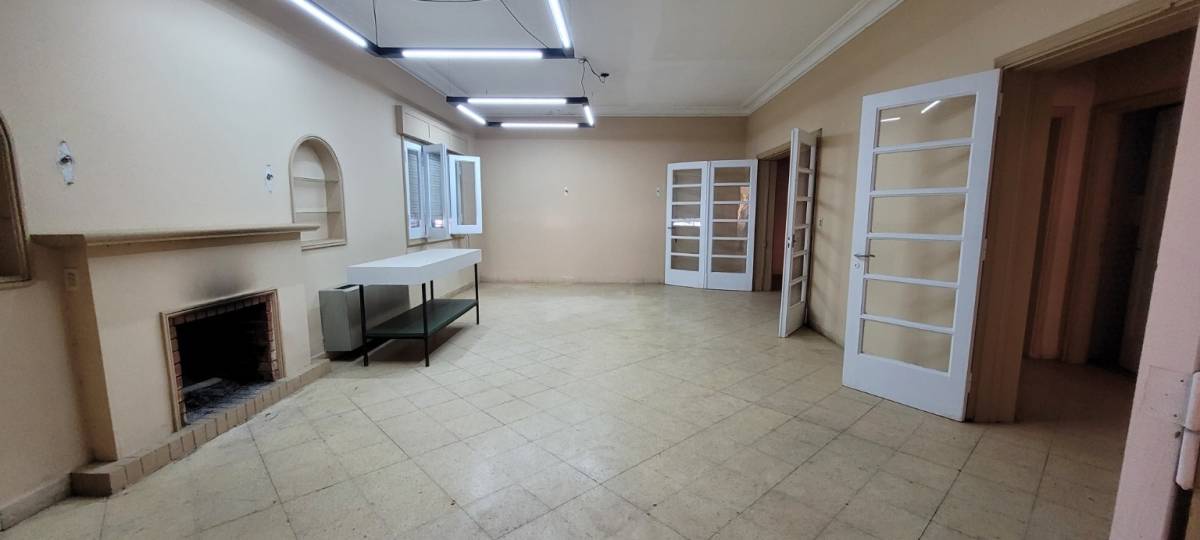 EN ALQUILER - GRAN RESIDENCIA PARA OFICINAS A POCOS MTS DE AV. MARISCAL LOPEZ — foto 3