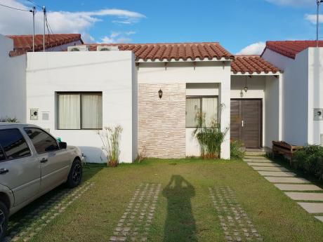 Hermosa Casa En Parque Acuatico